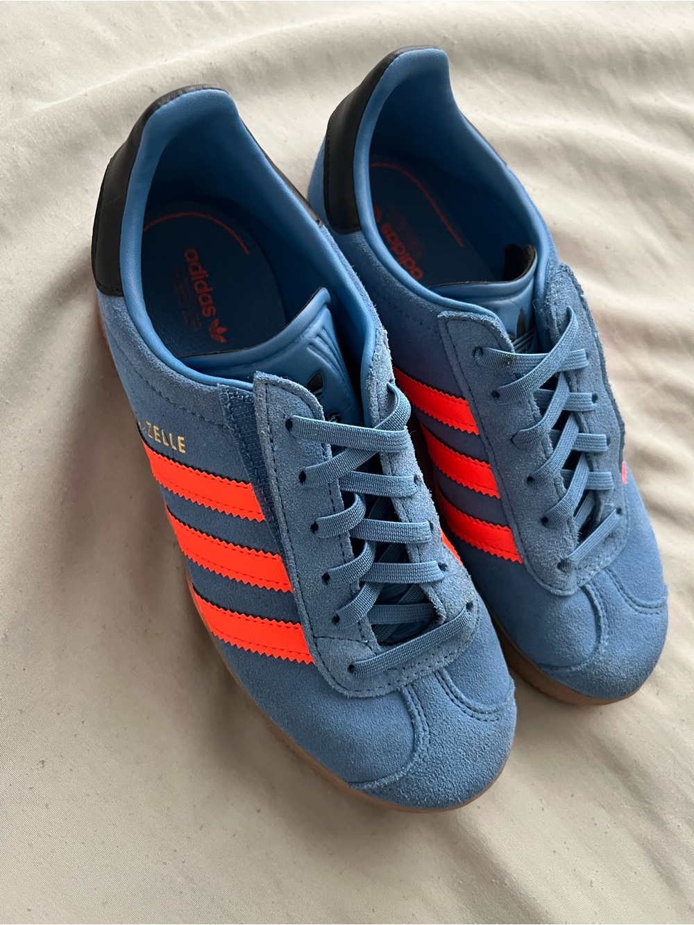 Kids Boys blue orange Adidas Gazelle sneakers size 3